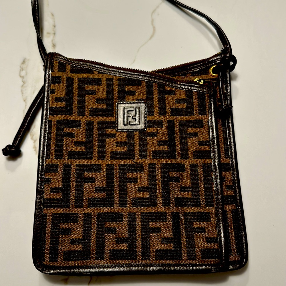 Fendi vintage and rare SAS Roma 2 way